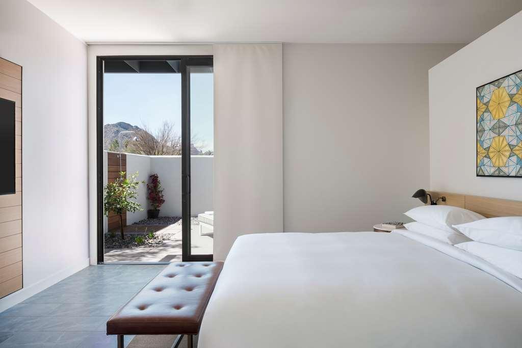 Greentree Hotel Phoenix West Bagian luar foto
