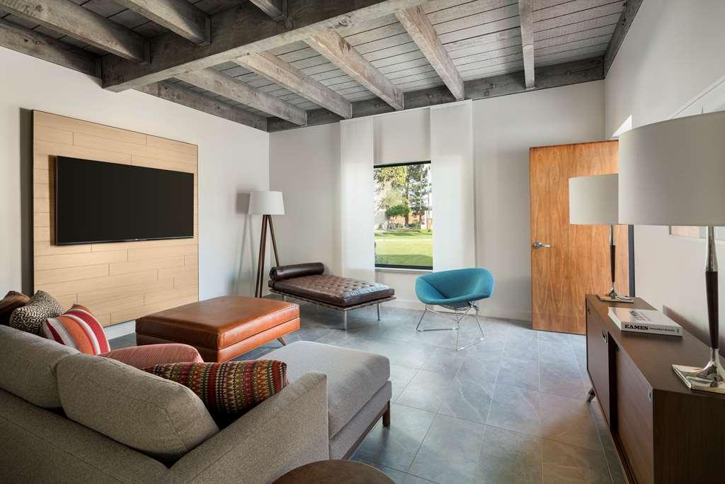 Greentree Hotel Phoenix West Bagian luar foto