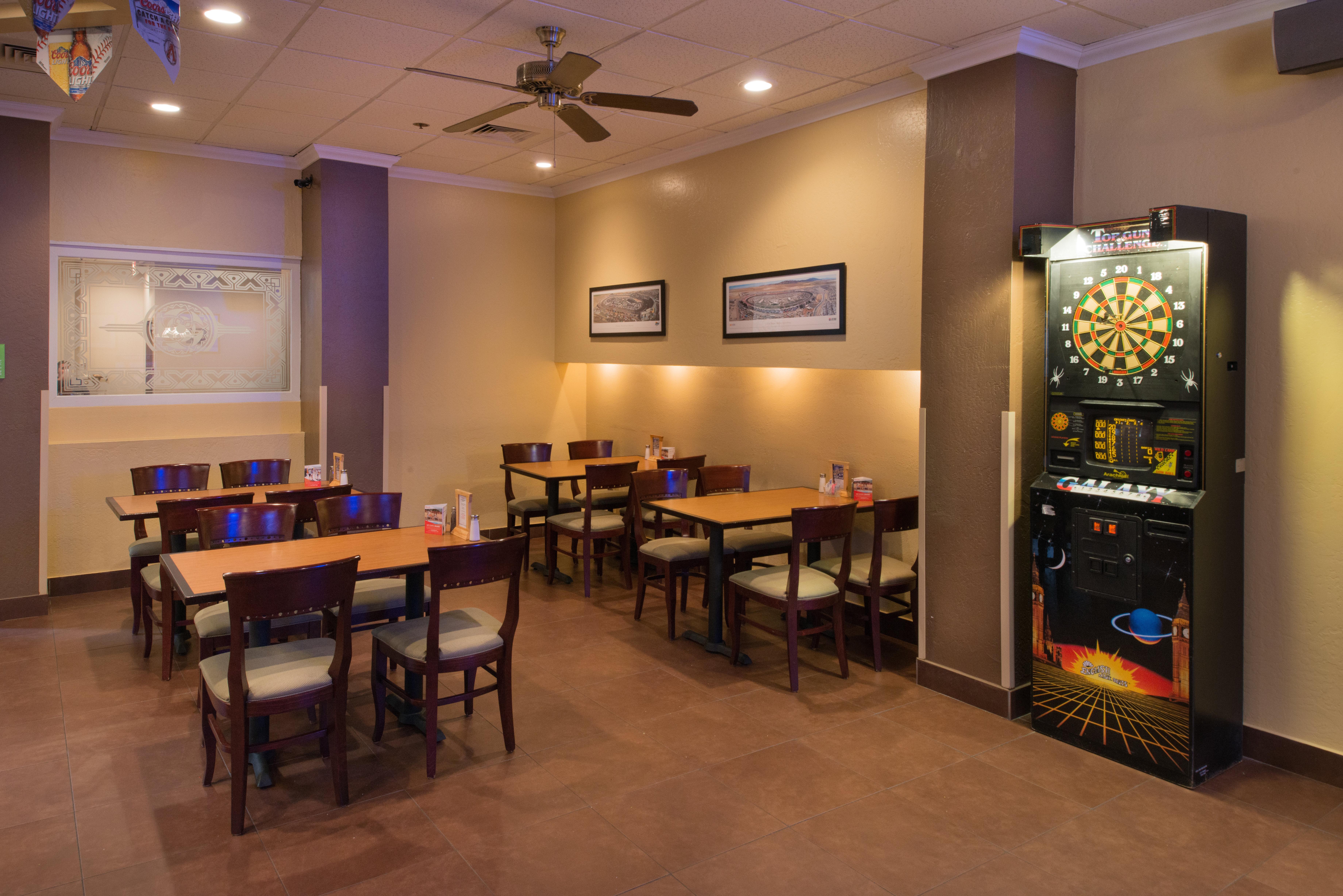 Greentree Hotel Phoenix West Bagian luar foto
