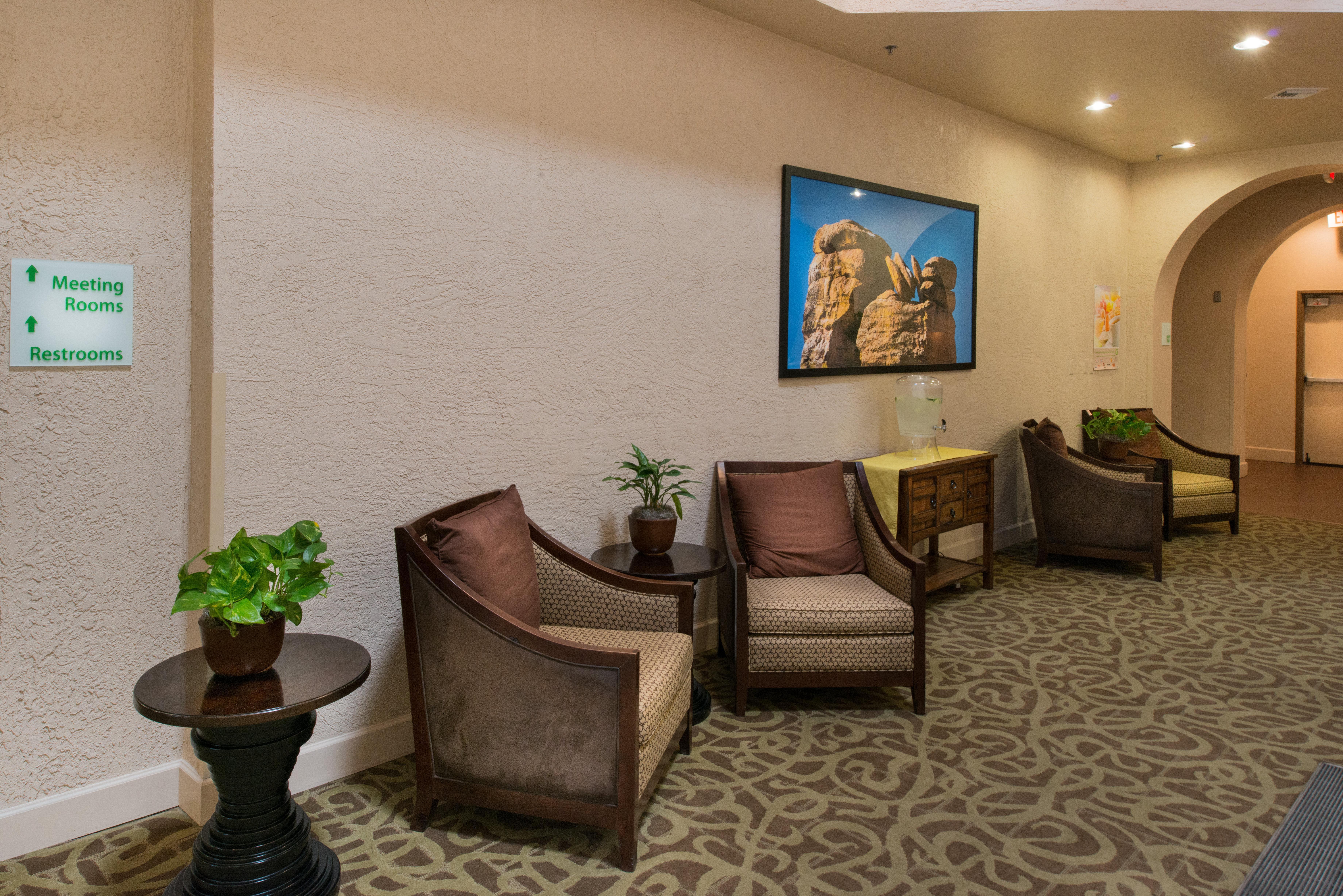 Greentree Hotel Phoenix West Bagian luar foto
