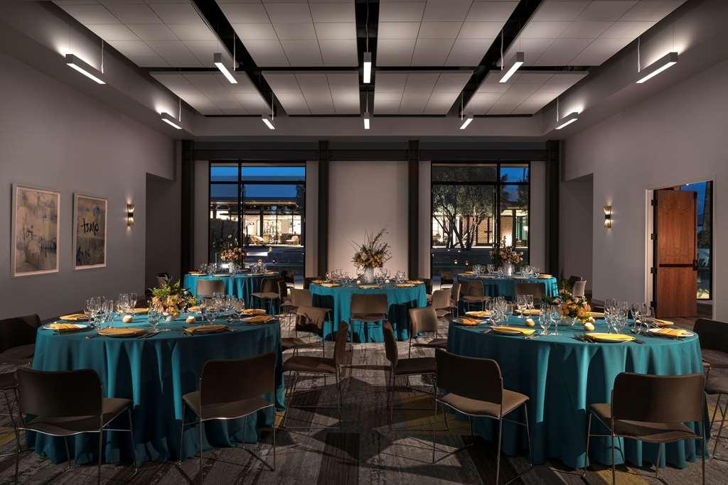Greentree Hotel Phoenix West Bagian luar foto