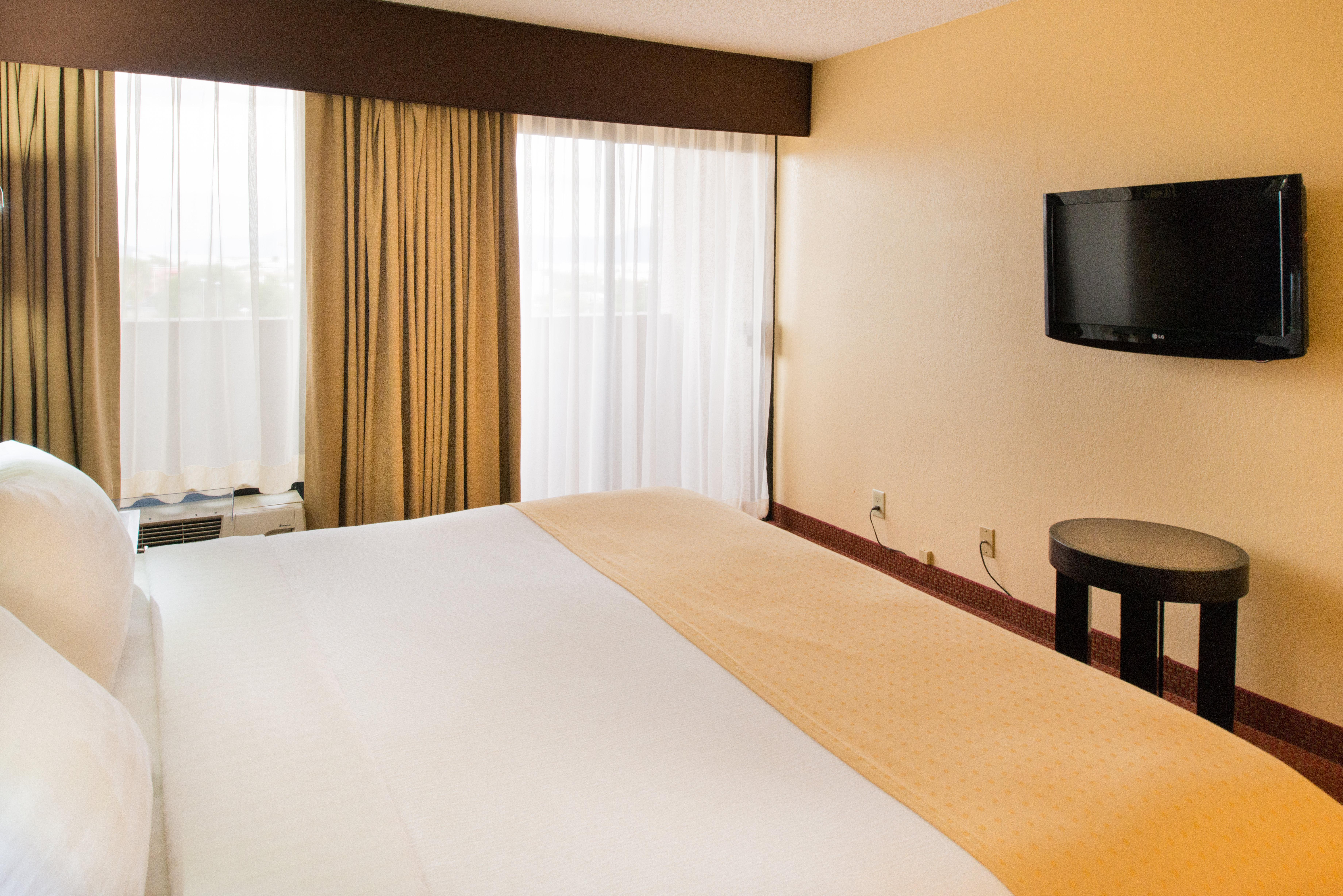 Greentree Hotel Phoenix West Bagian luar foto