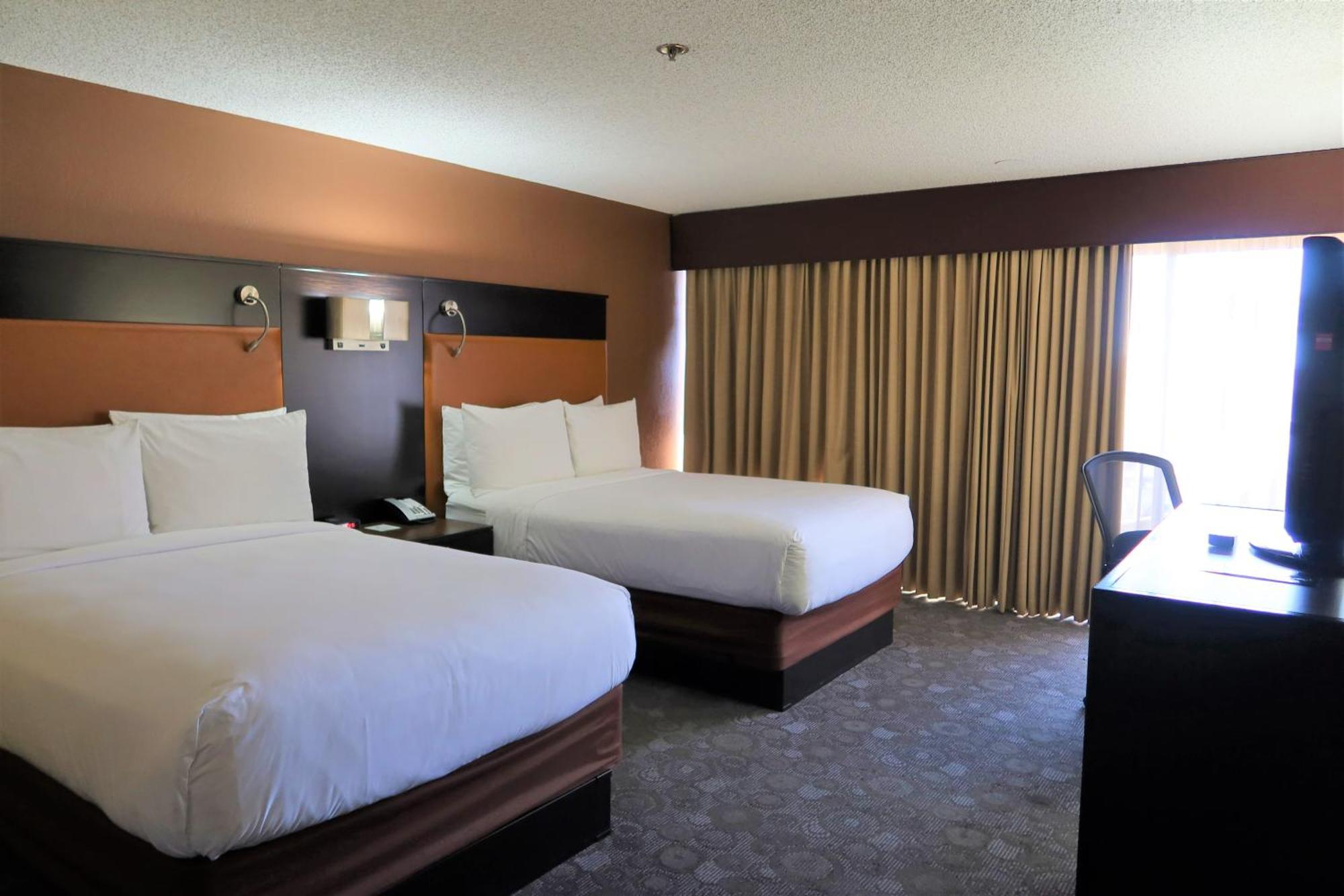 Greentree Hotel Phoenix West Bagian luar foto